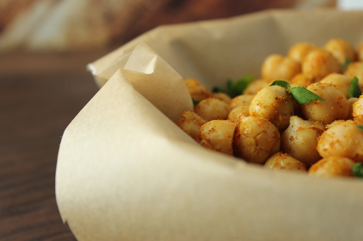 10 Healthy Snacks-Crispy Chickpeas