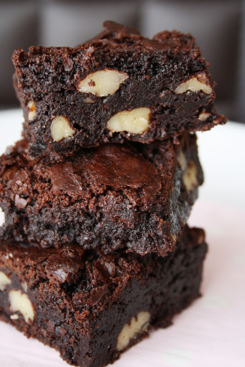 Chocoholics Anonymous: 5 Irresistible Fudge Brownie Recipes | Chef ...